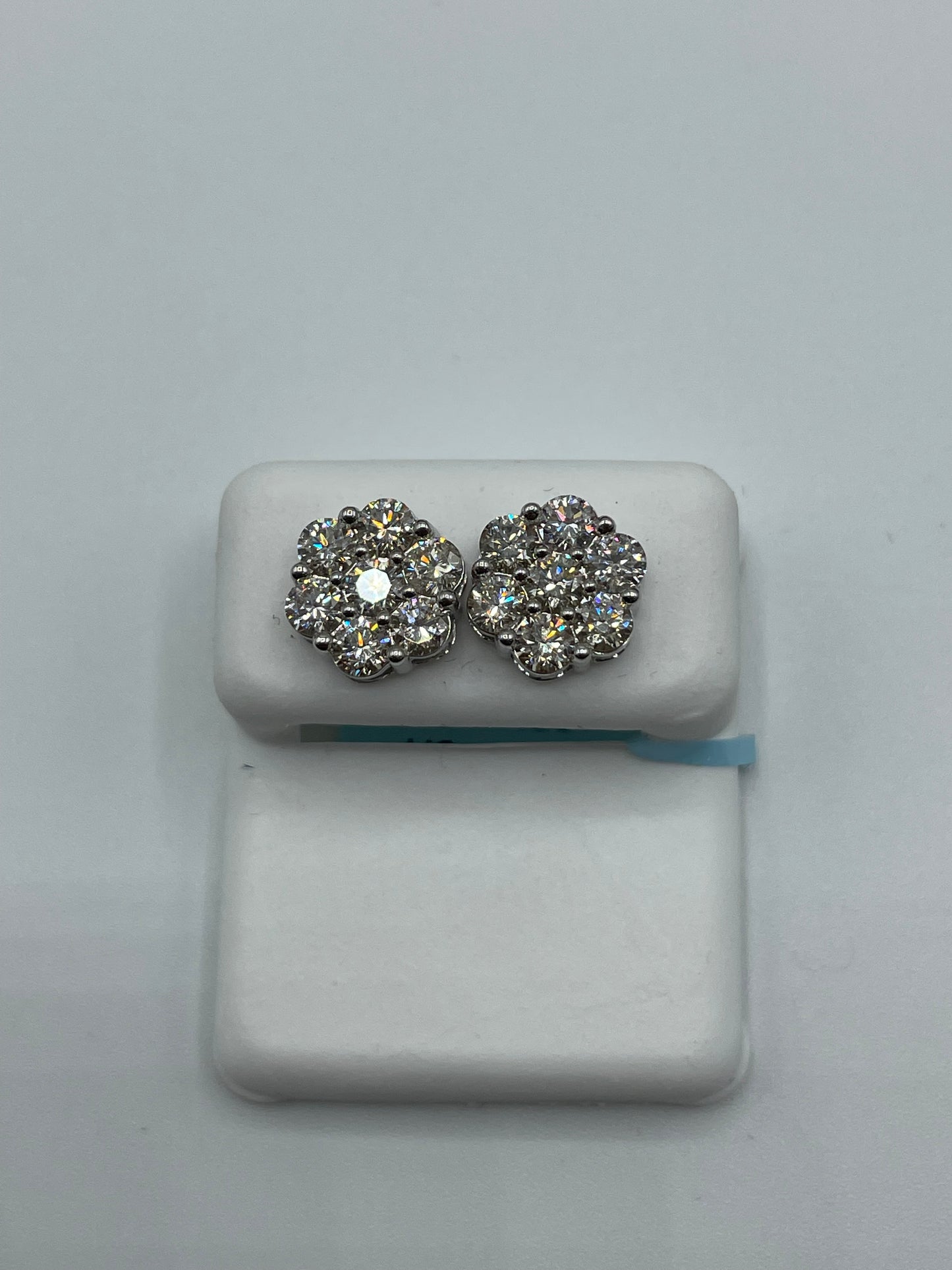 14k white gold .52 carat Diamond 8.75mm